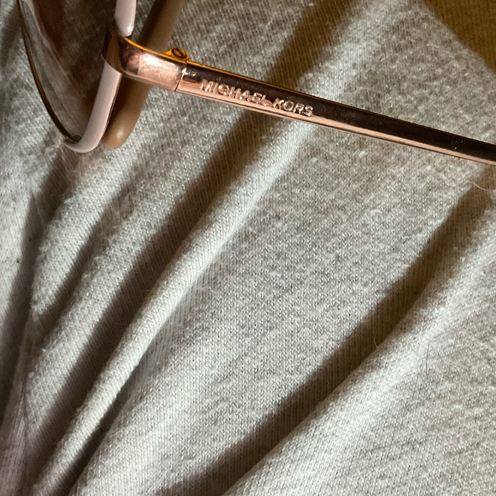 Michael kors Chelsea sunglasses - Picture 5 of 5